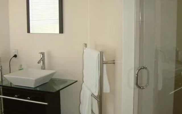 Baystay Bed and Breakfast