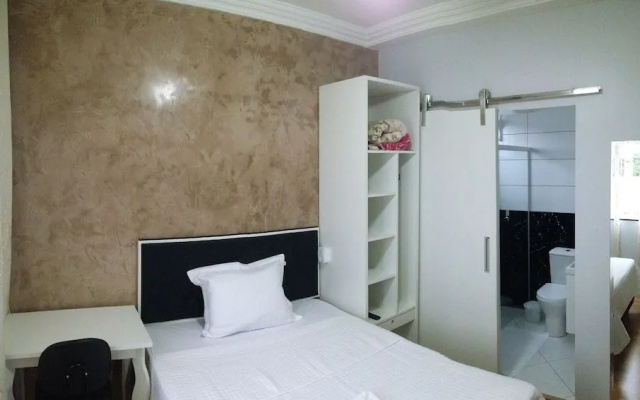 Urano Business Hotel