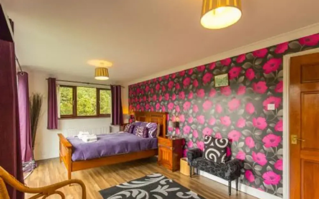 Host Stay Four Seasons
