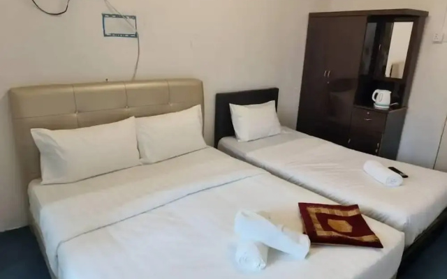 cool memories hotel