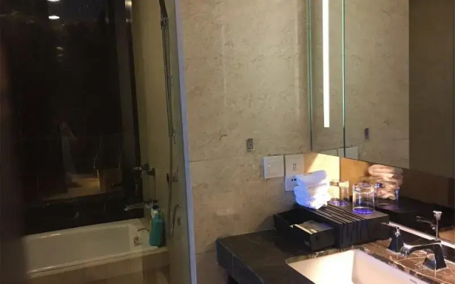 Checkinn International Apartment GuangZhou PaZhou Poly World Trade Branch