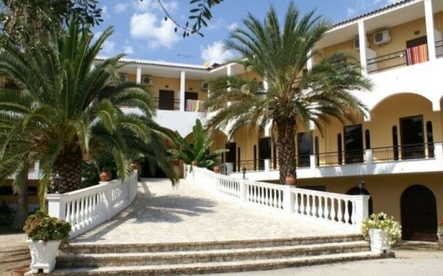 Paradise Hotel Corfu Корфу вид на фасад