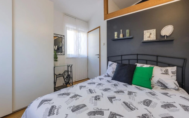 Nice Home in Fazana With Wifi and 2 Bedrooms