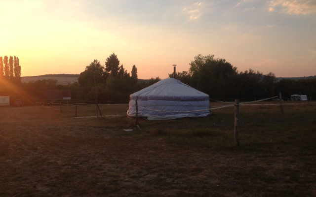 Le Lodge Premium