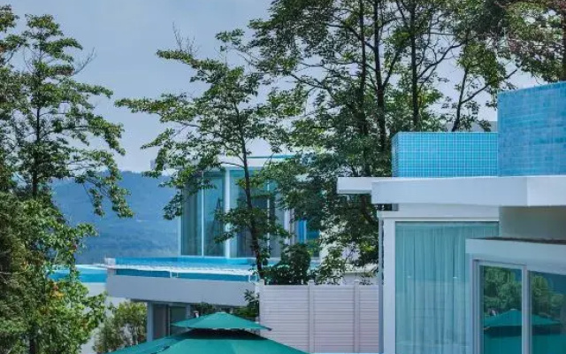 Moganshan Sky Swimming Pool Resort