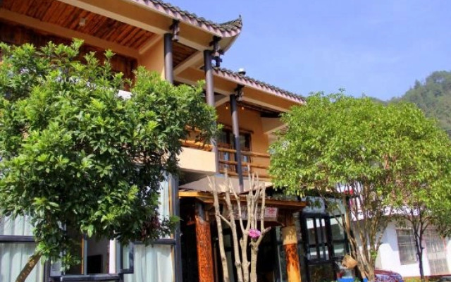 Zhangjiajie Ershidu Country House