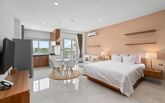 Mlz Apartments