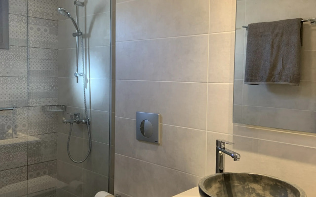 Evdokia Suites