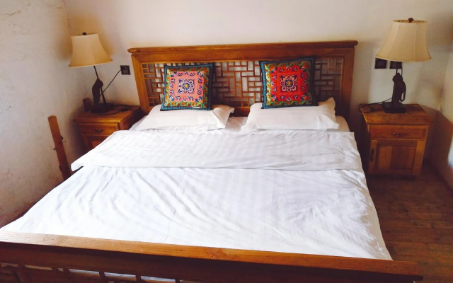 Hongcun Old House International Youth Hostel