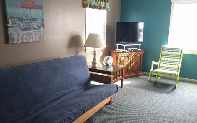 3/4 Time - 4 Br Home
