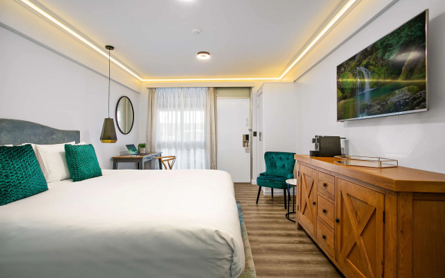 Best Western Sanctuary Inn