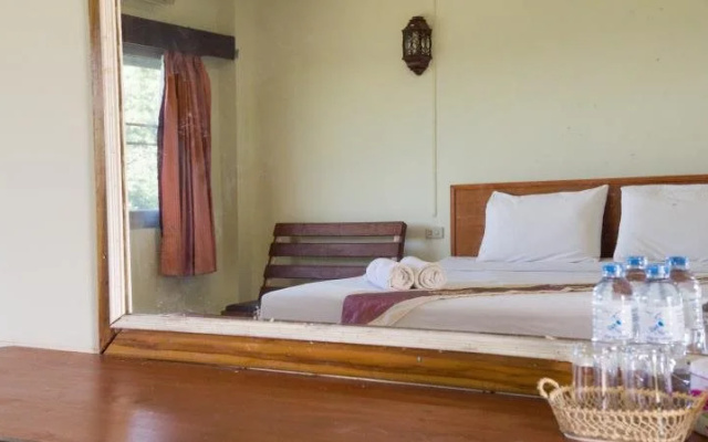 Suan Rim Khuean Resort