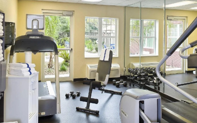 Sonesta Simply Suites Houston Brookhollow