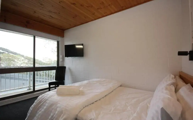 Falls Creek Hotel