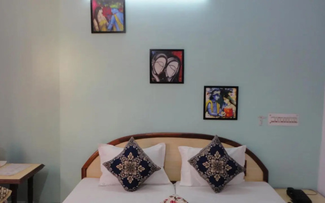 Hotel Swarajya Palace