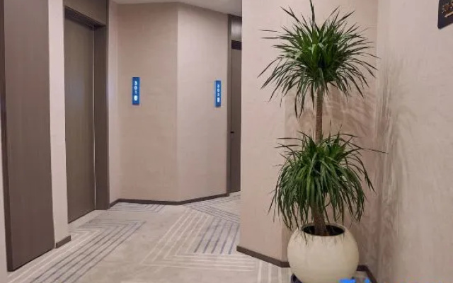 Sanchuan Hotel