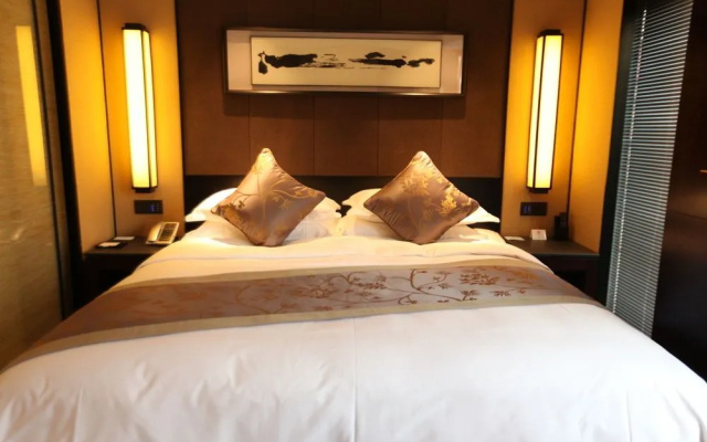 Gloria Plaza Hotel Dongsheng