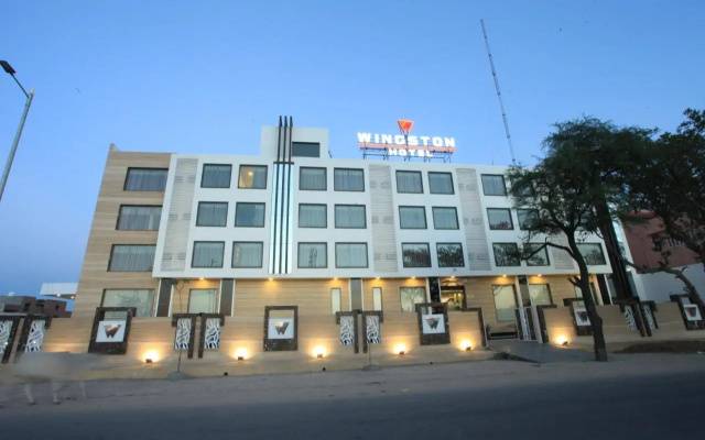 Wingston A Treehouse Hotel Goverdhan