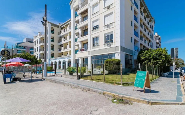Great Beachfront Apartment Lbm306