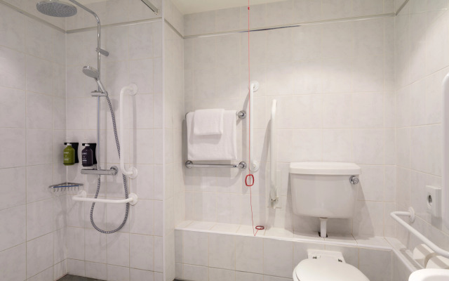 Garner Hotel Rotherham East by IHG
