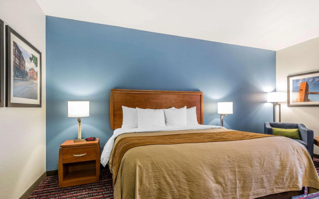 Comfort Inn Alton near I-255