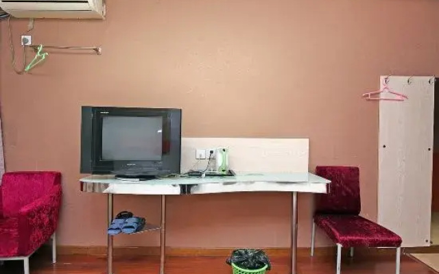Jinglong Express Hotel