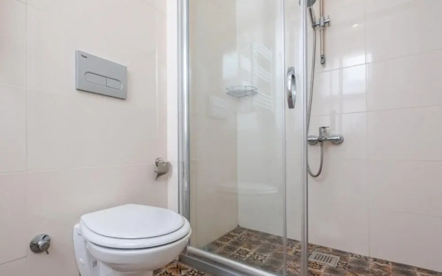 Delightful Flat Near Taksim Square in Sisli