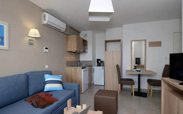 Apartment in Le Lotus Blanc With Sea View