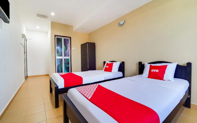 Oyo 44058 Motel Sre Bayam