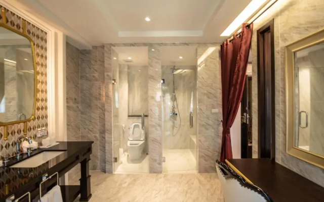 Nanta Glam CM Hotel & Residences