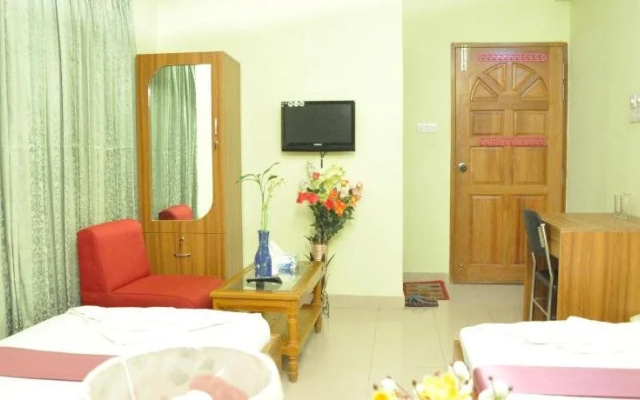 Platinum Hotel & Residence