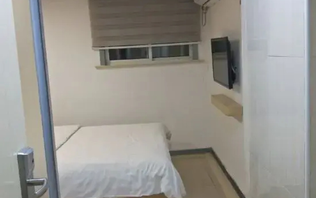 Huayi Hotel