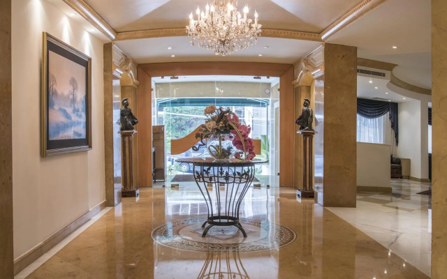 Bella Riva Suite Hotel