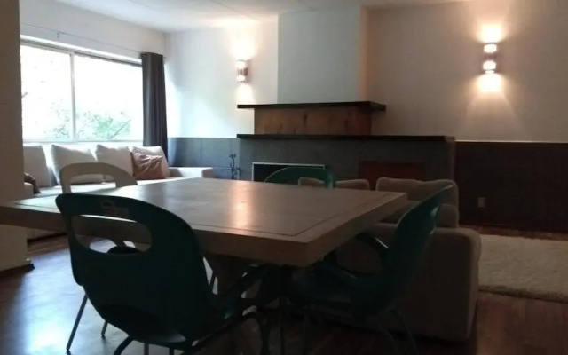 Room-private Room With Tv Polanco
