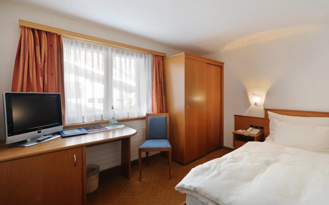 Hotel Tschugge