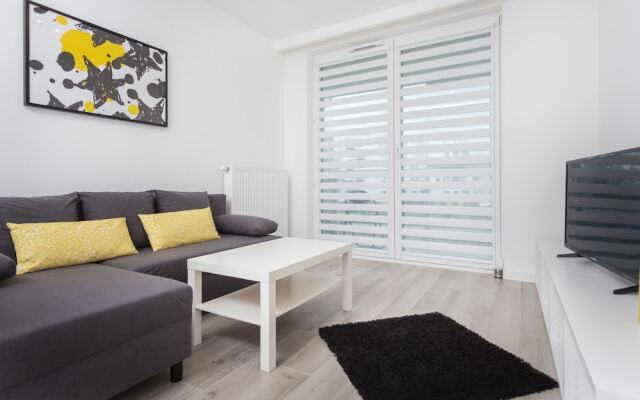 Отель InPoint Tauron Arena Apartment Польша, Краков - отзывы, цены и фото номеров - забронировать отель InPoint Tauron Arena Apartment онлайн комната для гостей