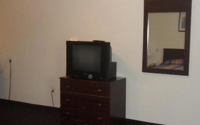 Deluxe Inn Palacios