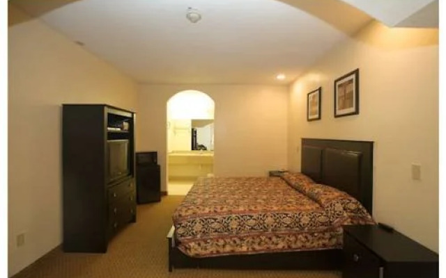 Redwood Suites