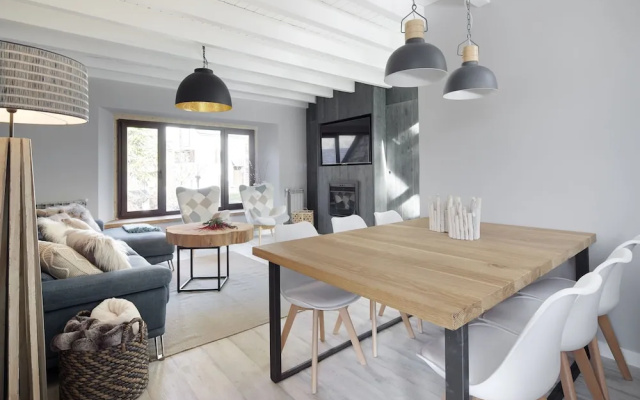 Apartment Era Cuma by Feelfree Rentals