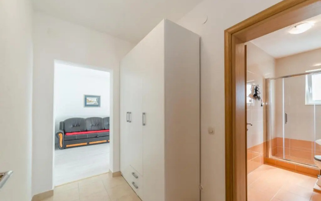 Apartments Brekalo