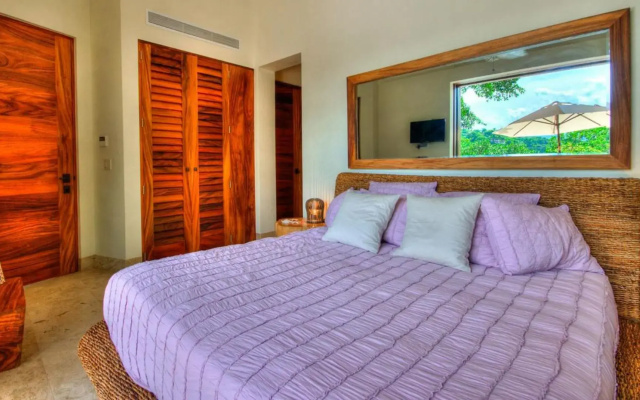 Casa Buena Vista - Beach Front - Villa in Sayulita