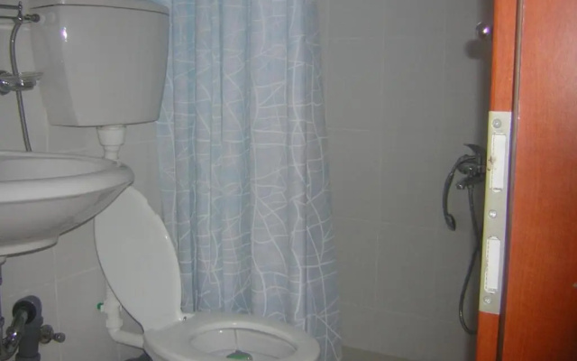 Lazar Apartments