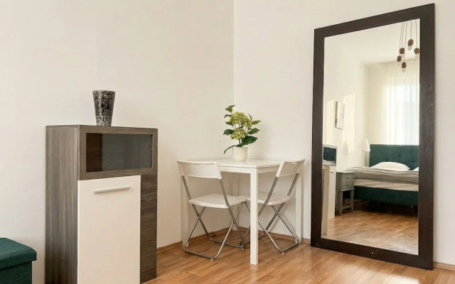Modern 3BR Apartment Close to Belvedere
