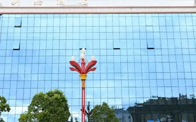 MEGA Hotel