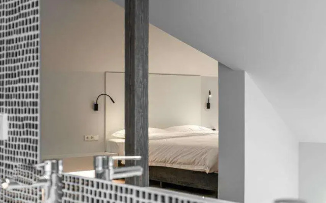 ESE Hotel