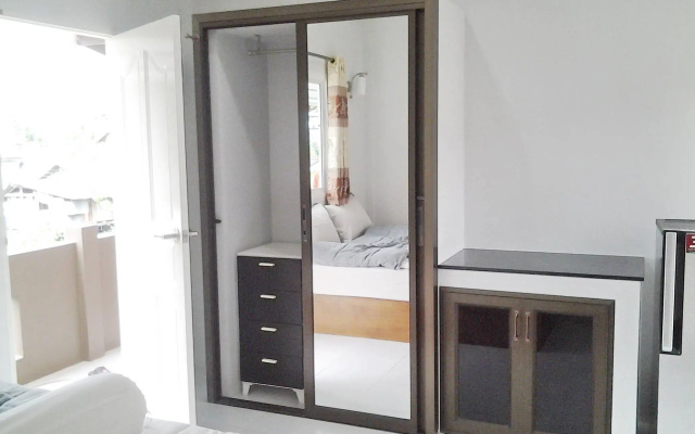 Aree Apartment