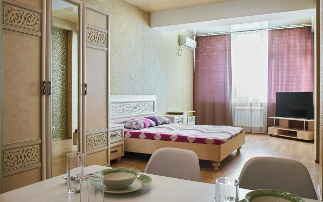 Апартаменты в центре Севастополя на Сенявина 5