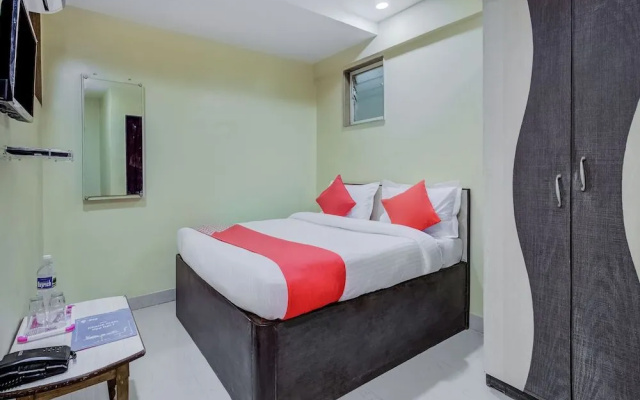 OYO 27822 Amrut Executive