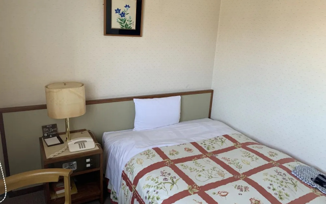HOTEL FUJi TORiiGATE