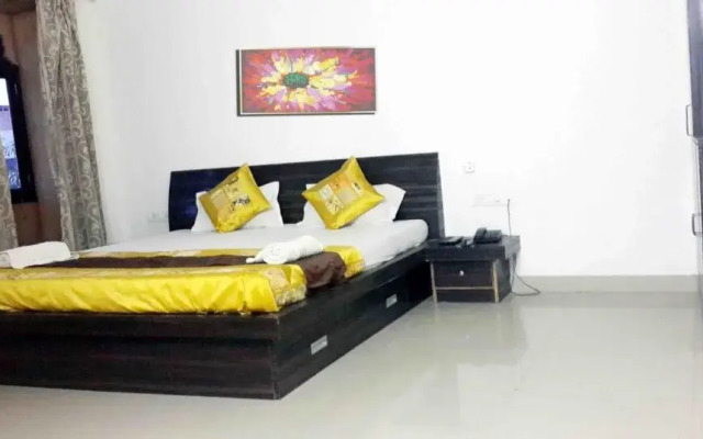 Hotel Suman Palace
